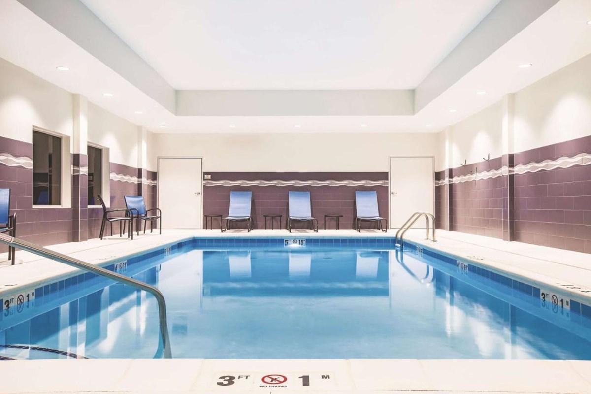 La Quinta By Wyndham Omaha Airport Downtown Hotell Carter Lake Eksteriør bilde