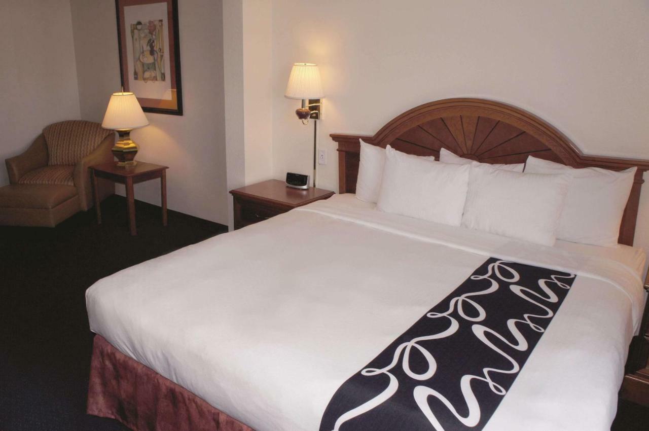 La Quinta By Wyndham Omaha Airport Downtown Hotell Carter Lake Eksteriør bilde