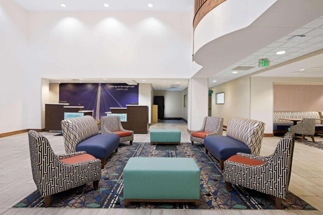 La Quinta By Wyndham Omaha Airport Downtown Hotell Carter Lake Eksteriør bilde